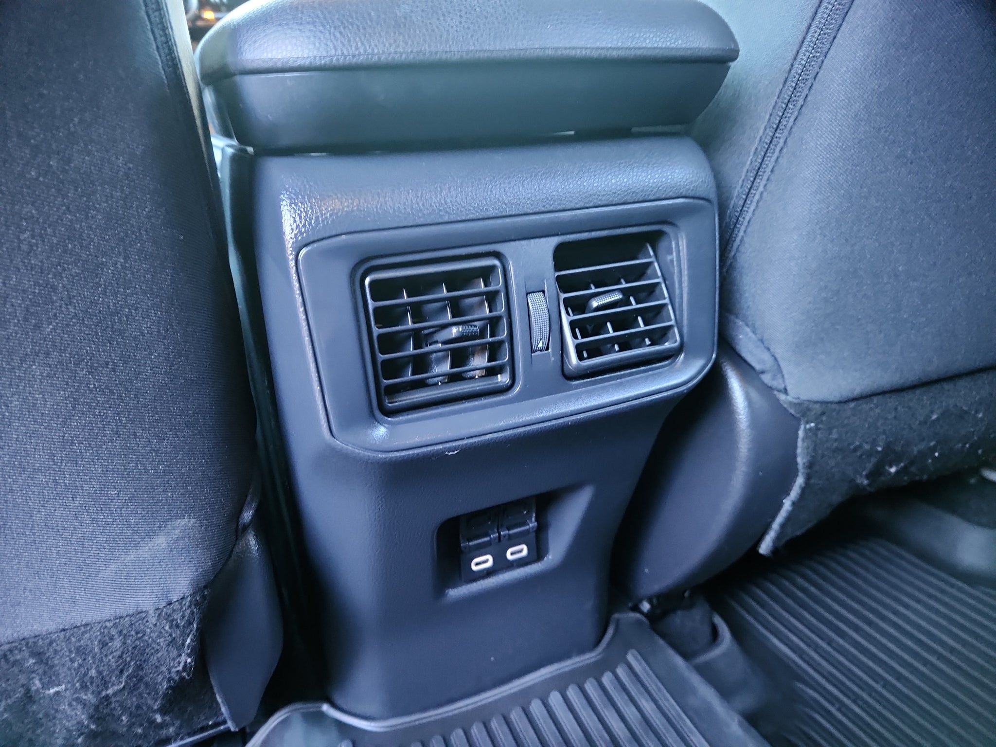 2024 Toyota RAV4 Hybrid Hybrid XLE
