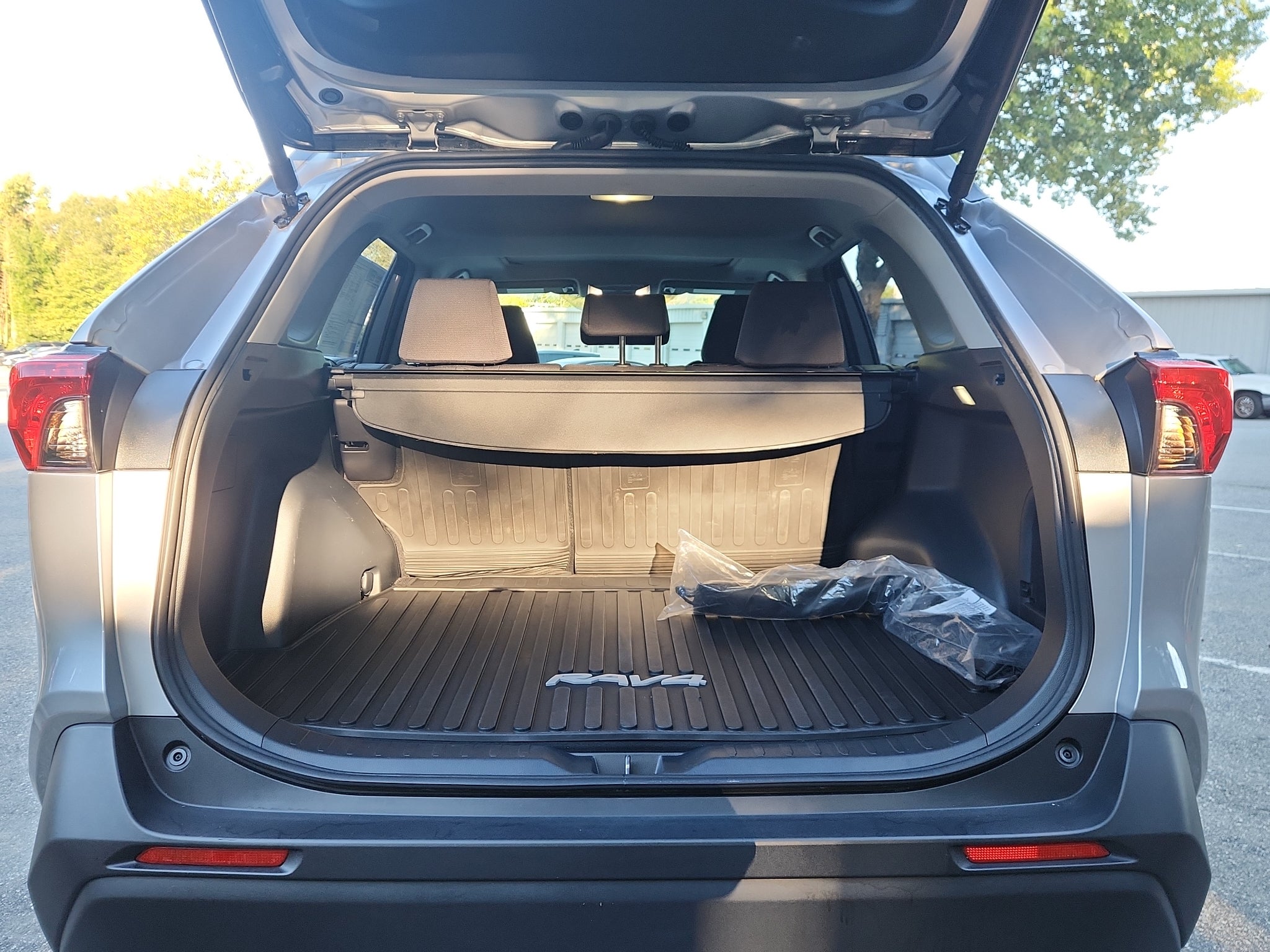 2024 Toyota RAV4 Hybrid Hybrid XLE