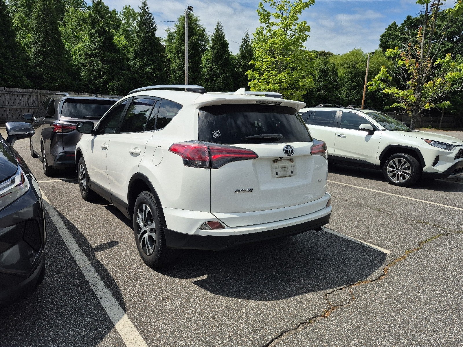 2018 Toyota RAV4 LE
