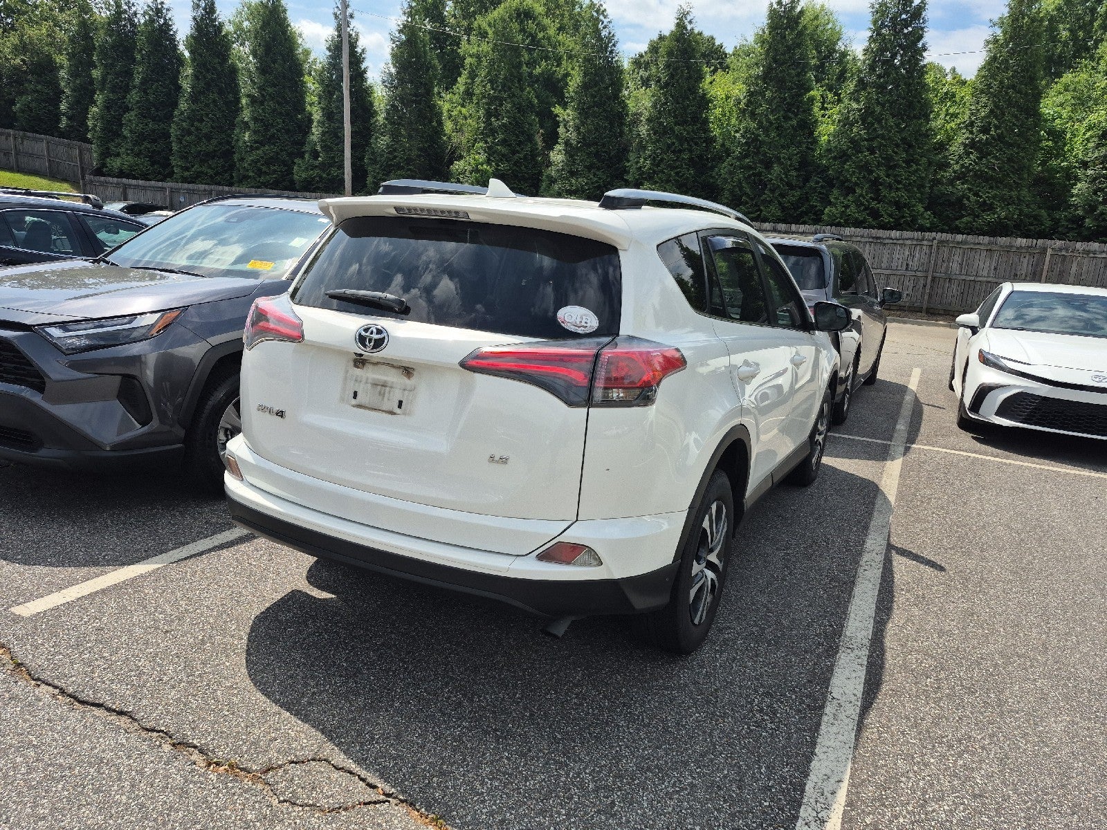 2018 Toyota RAV4 LE