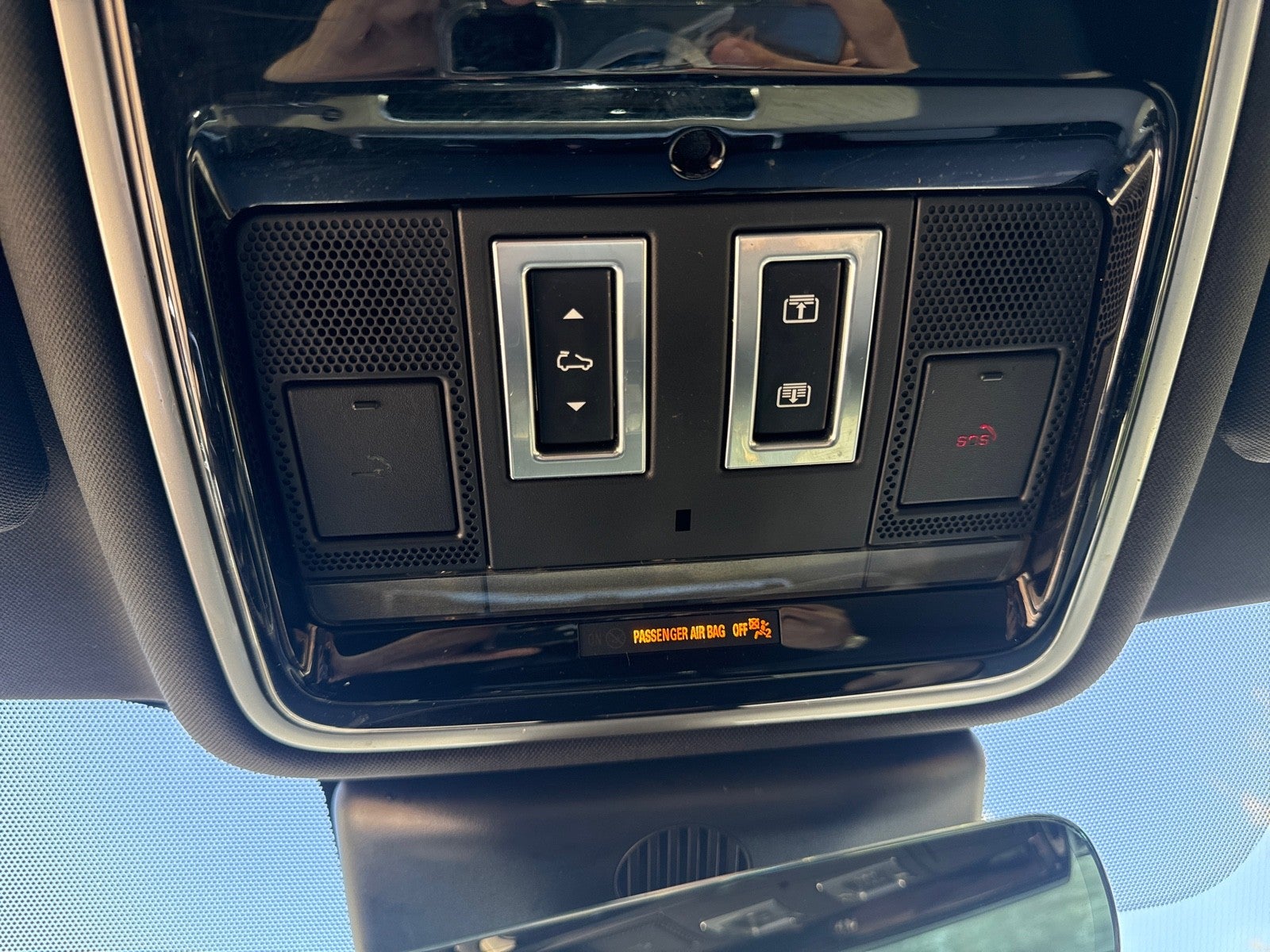 2018 Land Rover Range Rover Velar R-Dynamic SE