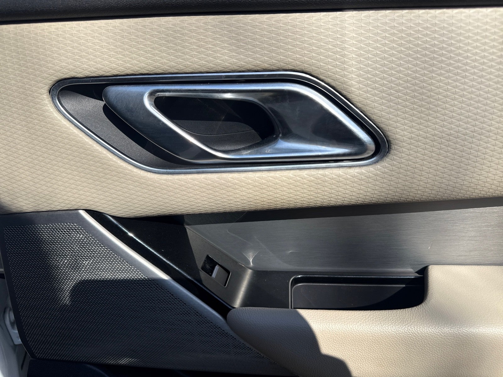 2018 Land Rover Range Rover Velar R-Dynamic SE