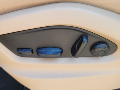 2022 Porsche Cayenne Platinum Edition