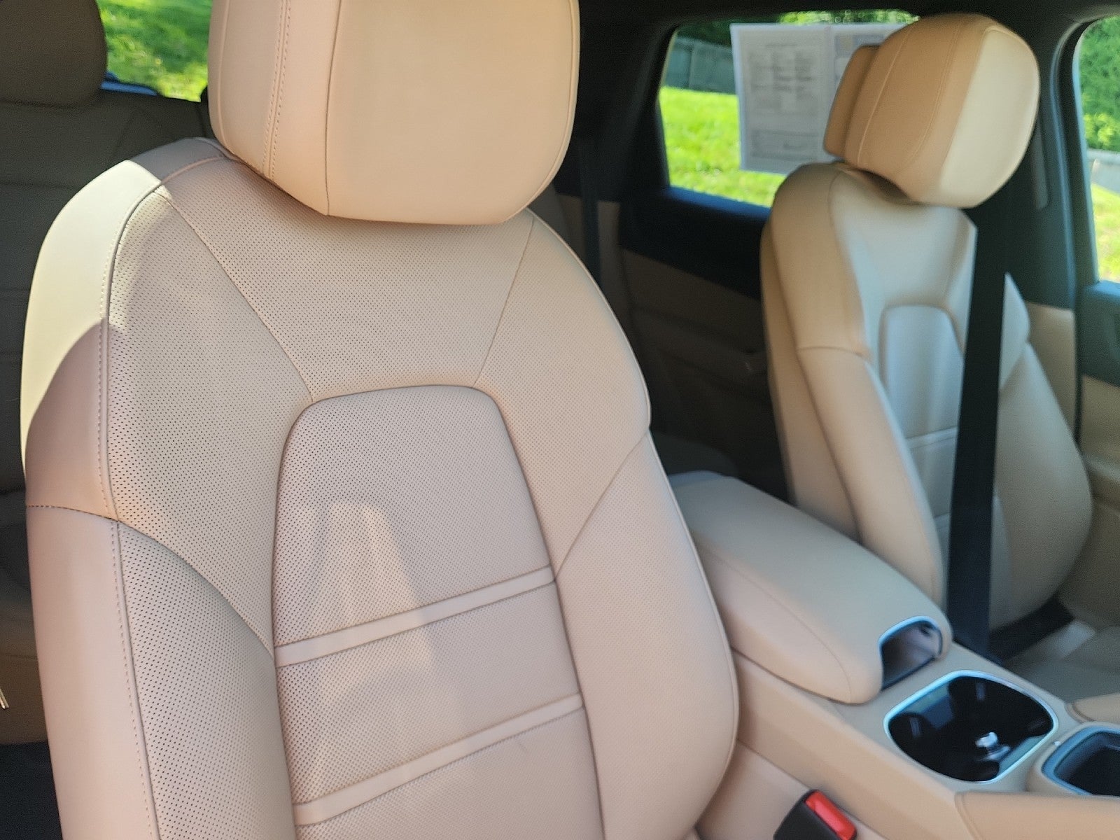 2022 Porsche Cayenne Platinum Edition