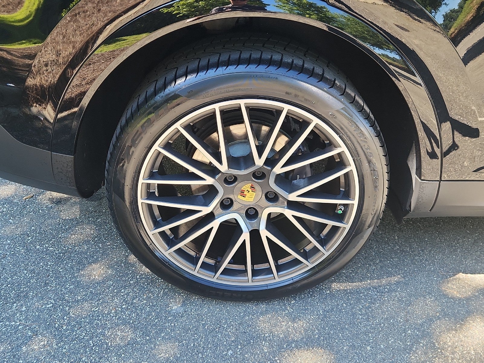2022 Porsche Cayenne Platinum Edition