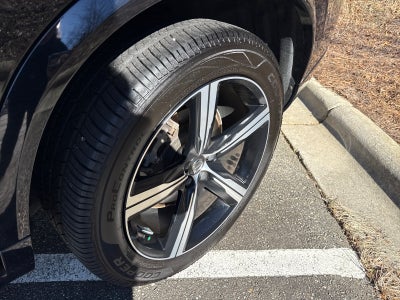 2019 Volvo XC90 R-Design