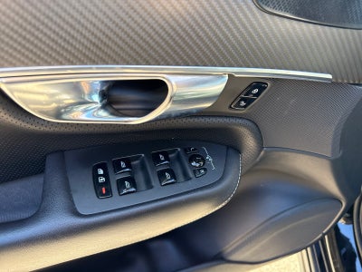 2019 Volvo XC90 R-Design