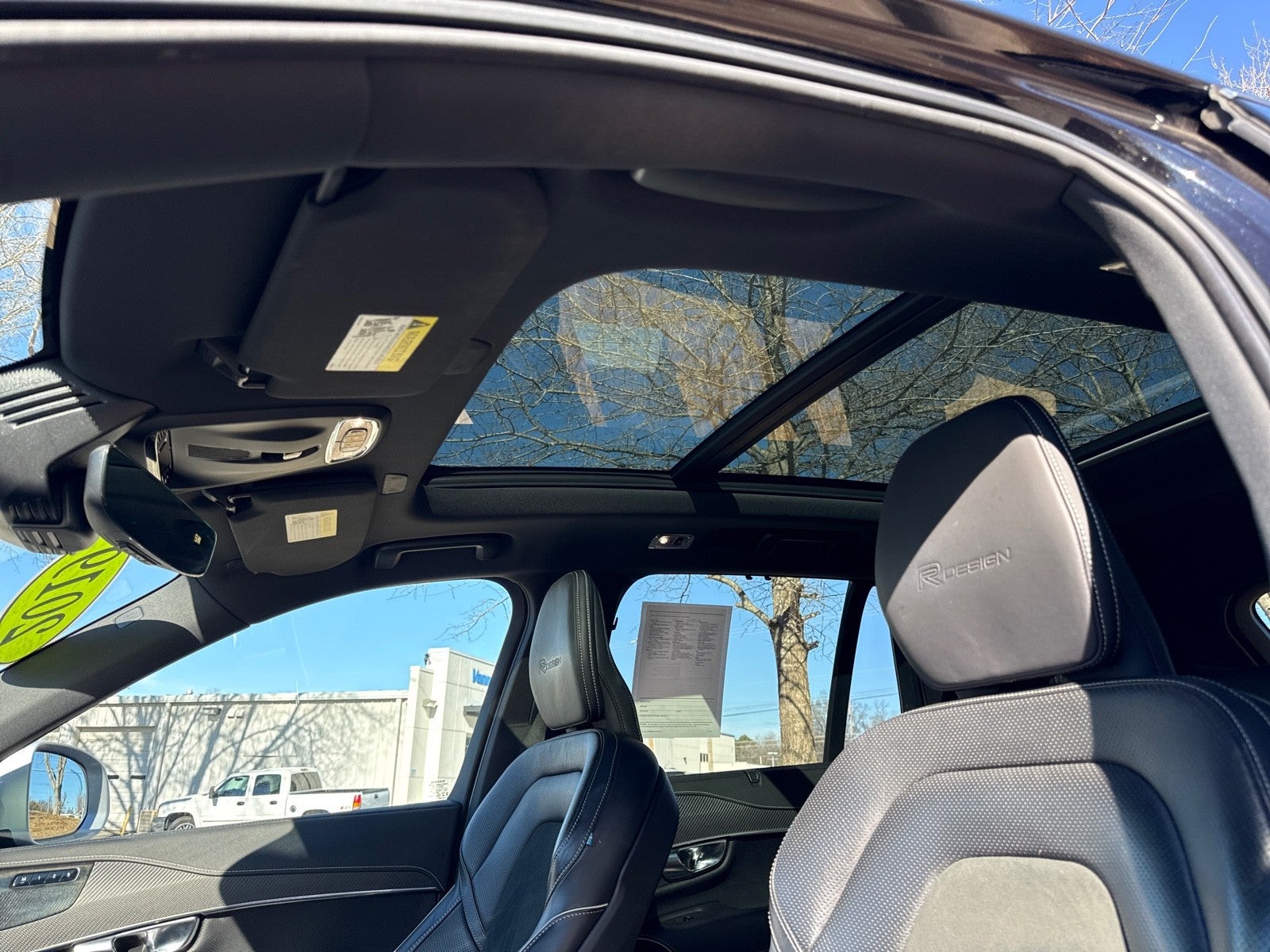 2019 Volvo XC90 R-Design