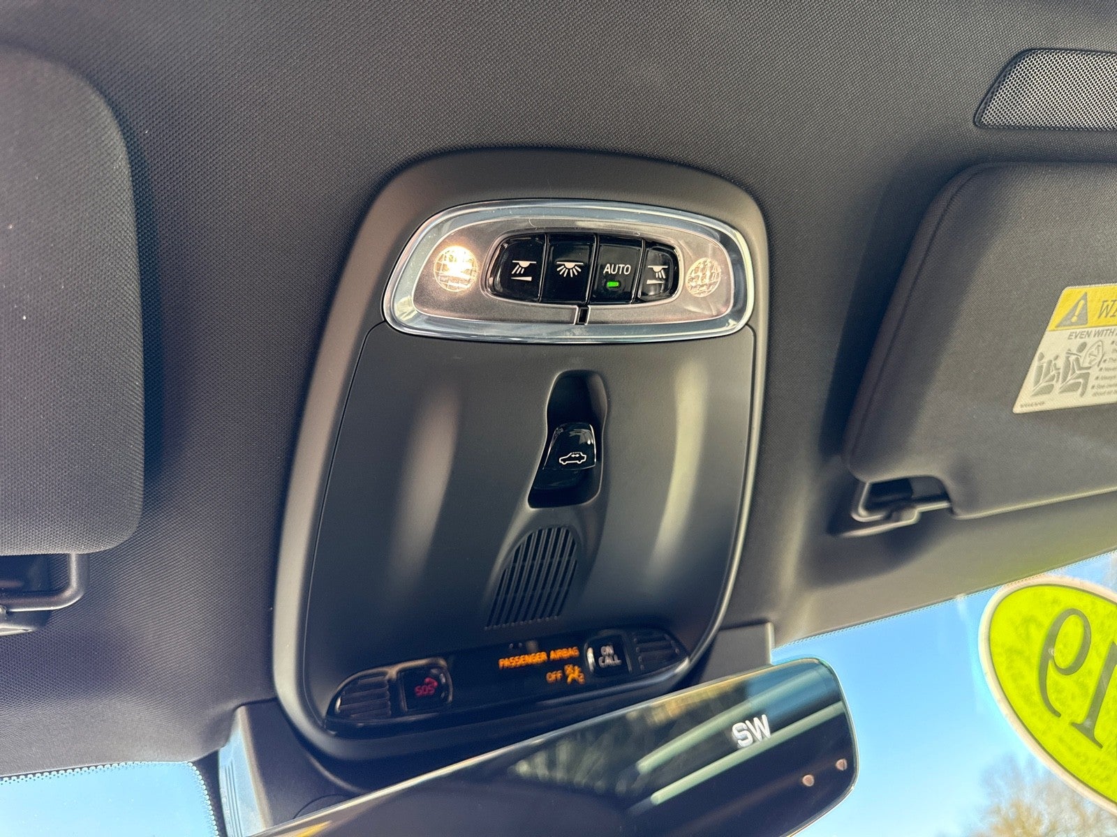 2019 Volvo XC90 R-Design