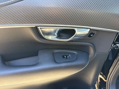 2019 Volvo XC90 R-Design