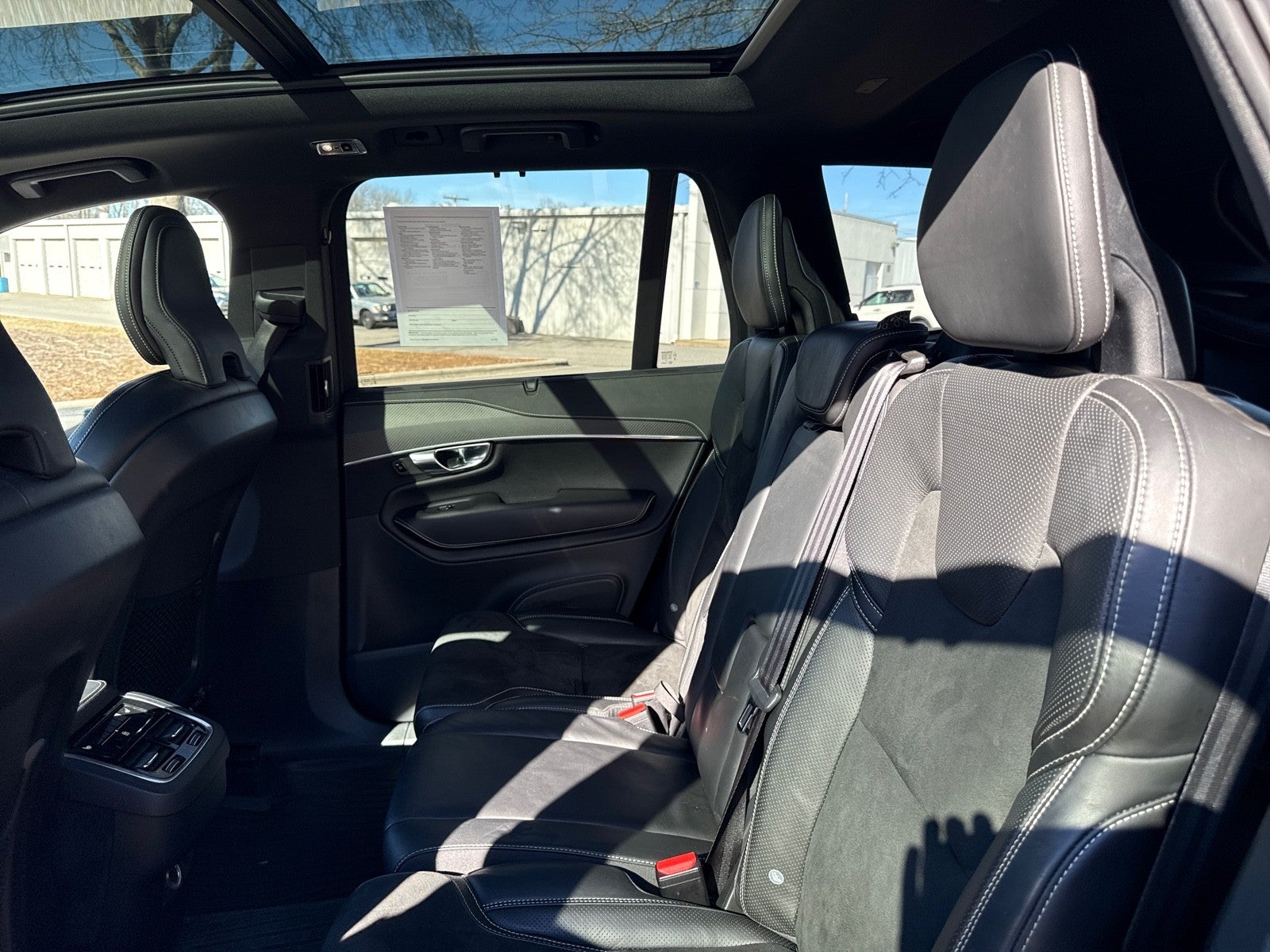 2019 Volvo XC90 R-Design