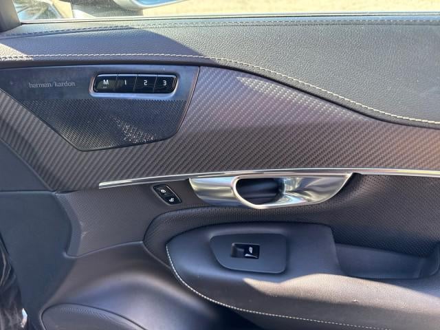 2019 Volvo XC90 R-Design