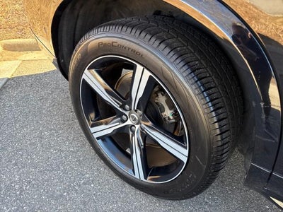 2019 Volvo XC90 R-Design